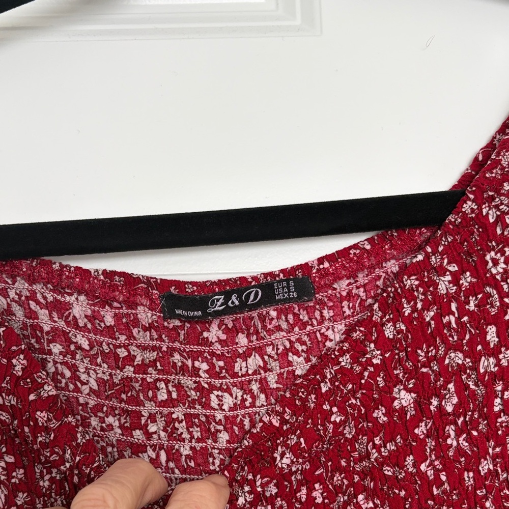 Z&D Red Floral Top
